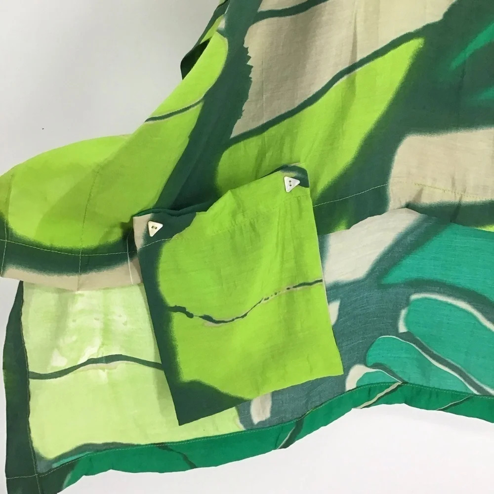 I C By Connie Tunic Blouse Green Mother of Pearl Buttons Flowy Size Small - Picture 5 of 8